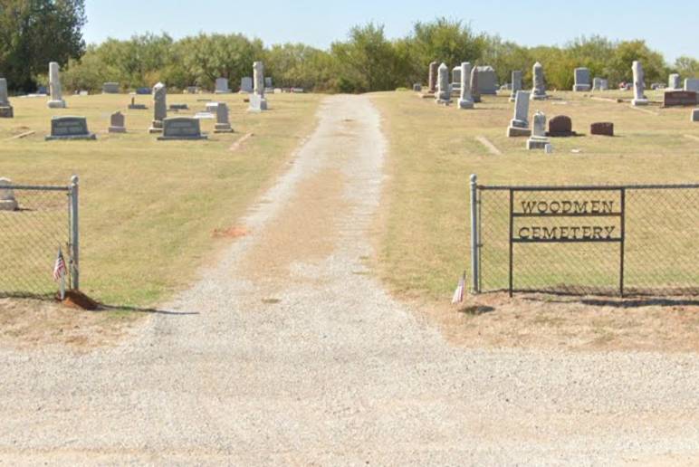 Woodmen Cemetery gate, Baylor County, TXGenWeb