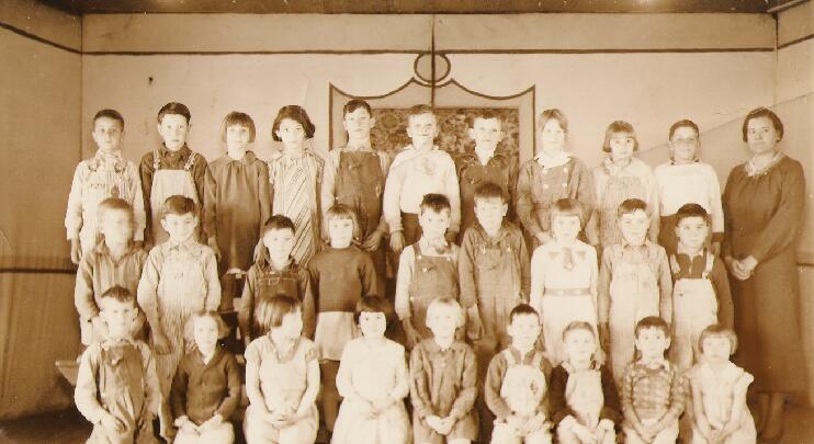 2nd grade class, Proctor, 1935-1936