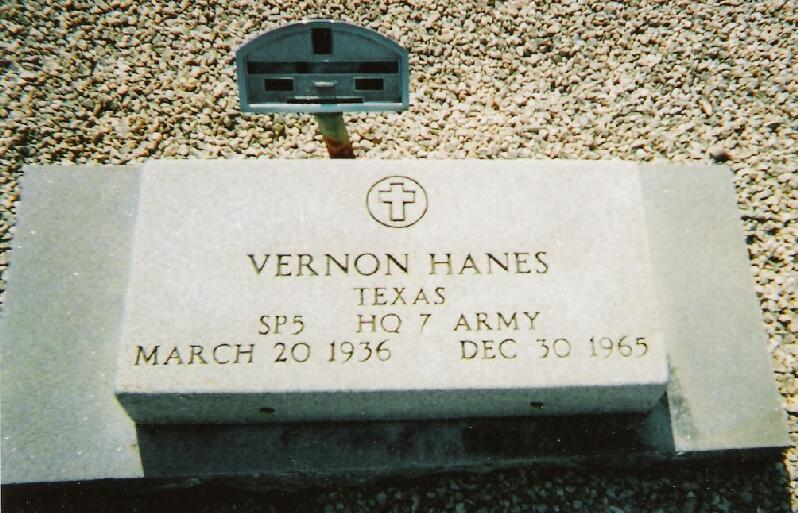 Tombstone of Vernon Hanes