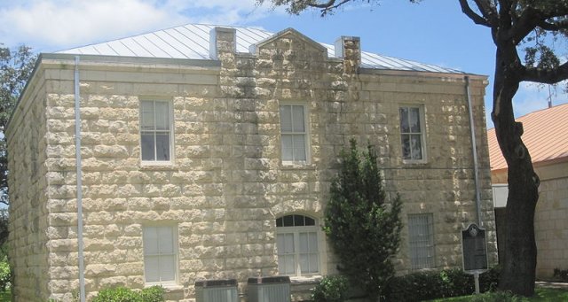 Real County TX courthouse