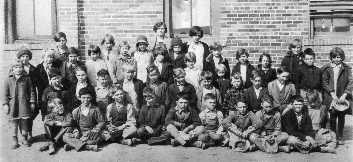 Brown Ranch School - about 1927