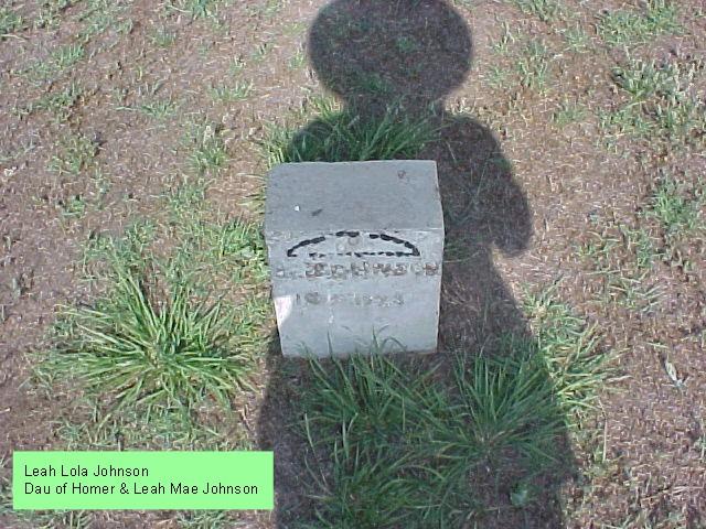 Tombstone of Leah Lola Johnson