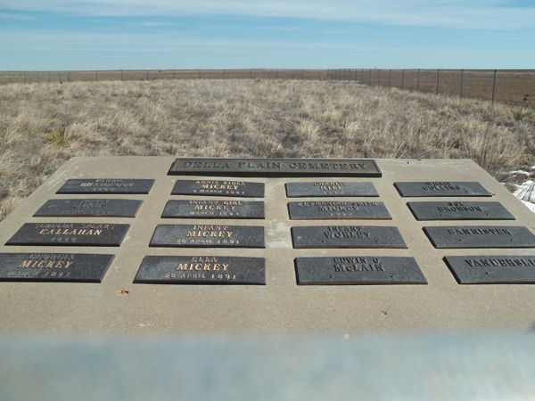 Della Plain Cemetery, Floyd County, Texas